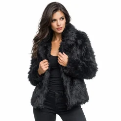 Fluffy Faux Fur Jas unisex model