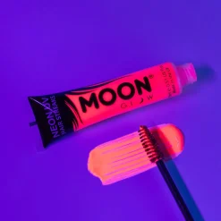 Moon Neon UV hair streaks