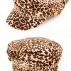 Pet panter met gouden ketting