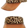 Zonneklep panterprint met plastic klep